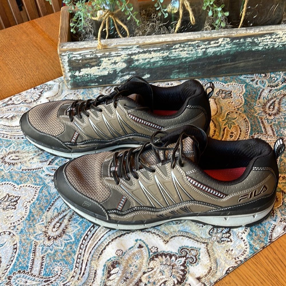 Fila Midland Trail Hiking Shoes Brown Tan Orange Mens 13